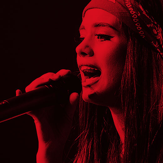 singer 01 free img.jpg
